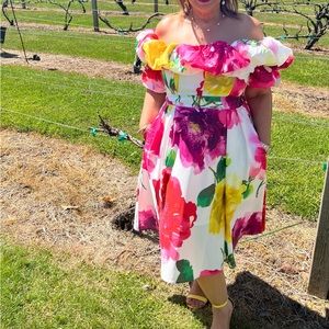 💐Gorgeous dress 💐🌼🌼